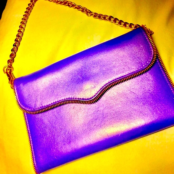 Rebecca Minkoff Cleo Wallet On A Chain Crossbody. - Picture 2 of 4